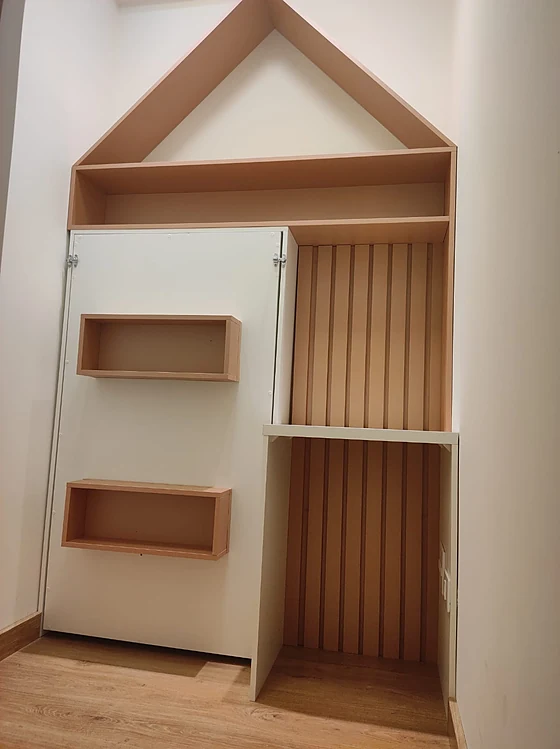 Nicho infantil sob medida em formato de casa